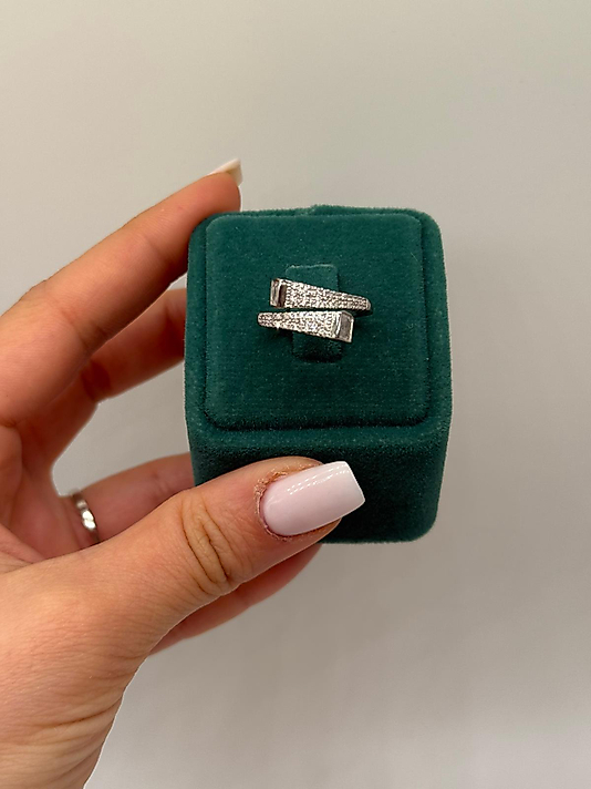 Xuping Geometrik Taşlı Yüzük