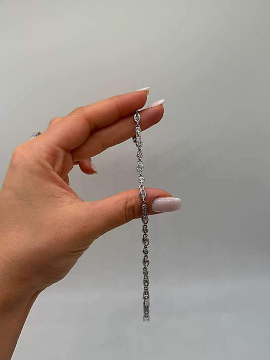 XUPİNG Oval Zirkon Taşlı Zarif VIP Çelik Bileklik – Gümüş Renk