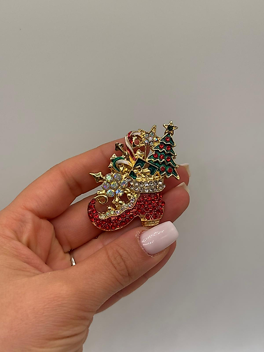 Yılbaşı Temalı Renkli Zirkon Taşlı Çorap Figürlü Broş