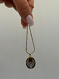 Melek Figürlü Taşlı Kolye