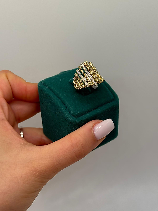 Xuping Taşlı Çok Sıralı Gold Yüzük