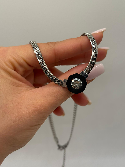 Siyah Detaylı Taşlı Xuping Kolye