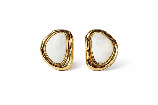 Beyaz Taşlı Organik Form Gold Kadın Küpe