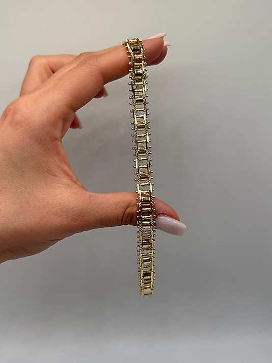 Xuping Gold Renk Mimari Form Detaylı Bileklik