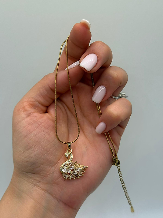 Xuping Taşlı Kuğu Figürlü Gold Kolye