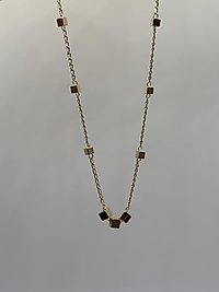 Xuping VIP Çelik Küp Detaylı 14K Altın Renk Kolye