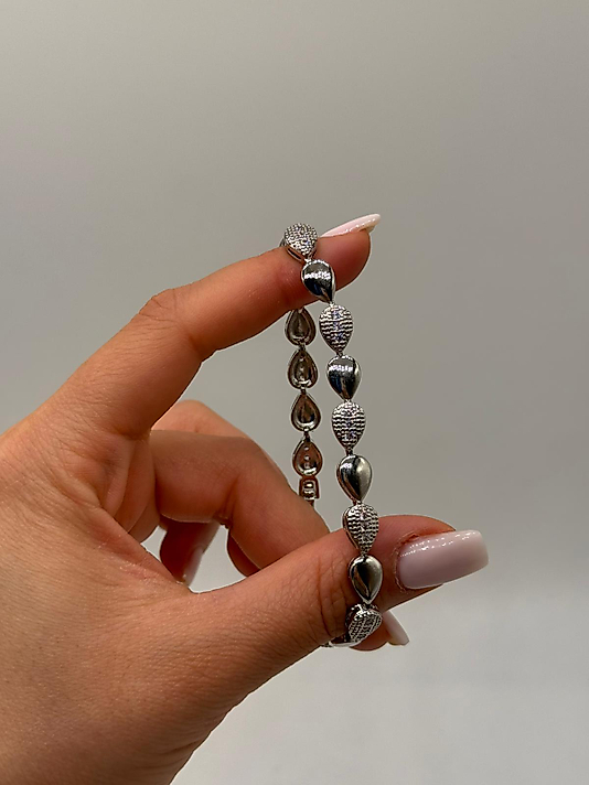 XUPİNG Damla Form VIP Çelik Bileklik – Zirkon Detaylı | Gümüş Renk