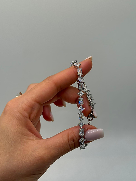 Baget Kesim Zirkon Taşlı Xuping VIP Çelik Gümüş Renk Kadın Bileklik