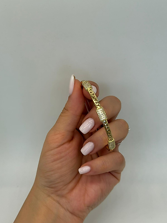 Xuping Taşlı Top Detaylı Altın Renk Kelepçe