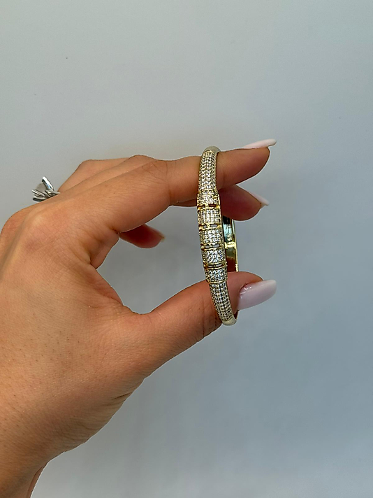 Xuping Geometrik Taşlı Altın Renk Kelepçe Bileklik