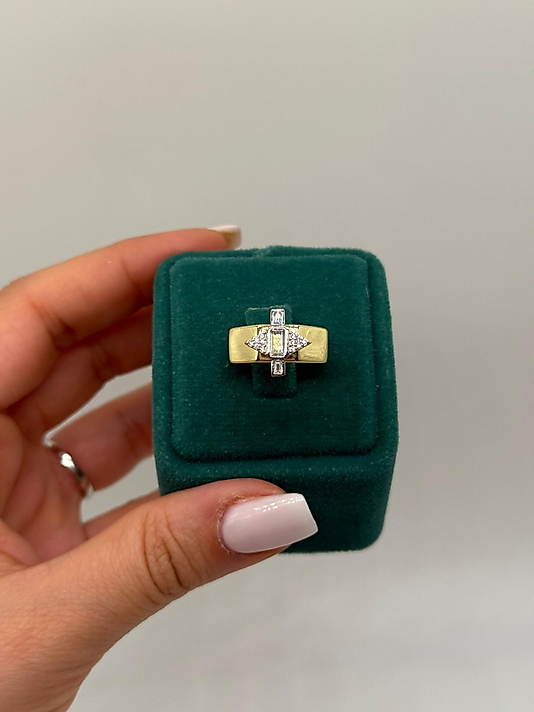 Xuping Geometrik Taş Detaylı Altın Renk Yüzük