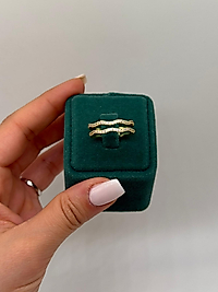 Xuping Dalga Formlu Taşlı Altın Renk Yüzük