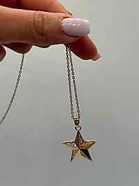 Işıltılı Yıldız Figürlü Kolye