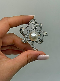 Zirkon Taşlı İnci Detaylı Zarif Çiçek Broş