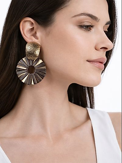 Gold Dokulu Halka Form Kadın Küpe