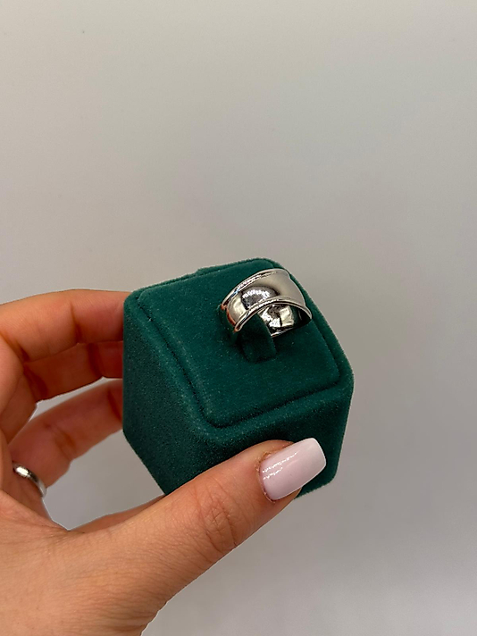 Xuping Geniş Form Parlak Yüzük