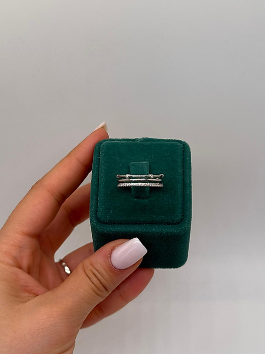 Xuping Üç Sıralı Minimal Taşlı Yüzük