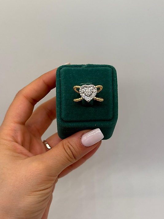 Amore Kalp Taşlı Altın Kaplama Yüzük