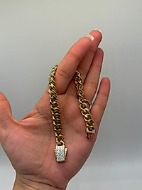 Taşlı Kilit Detaylı Kalın Gurmet Zincir Xuping VIP Çelik 14K Altın Renk Kadın Bileklik