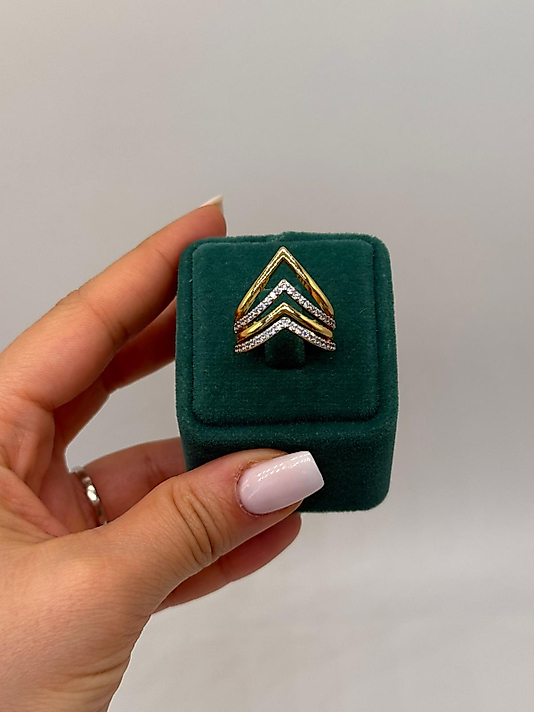 Xuping Vera Chevron Altın Kaplama Taşlı Yüzük