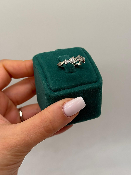 Xuping Modern Çapraz Yüzük