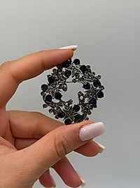 Yıldız Motifli Lacivert Taşlı Vintage Çelenk Broş