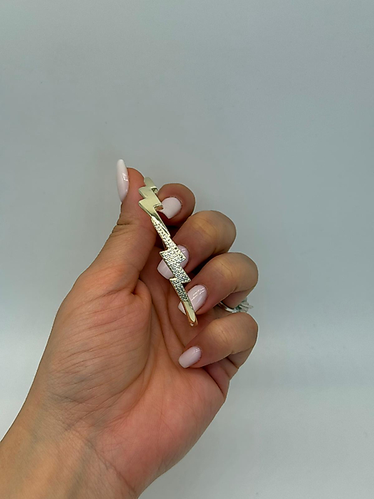 Xuping Şimşek Figürlü Taşlı Kelepçe