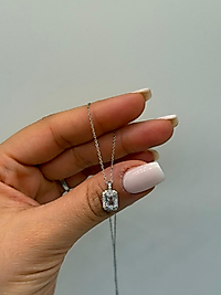 Baget Taşlı Zarif Kolye