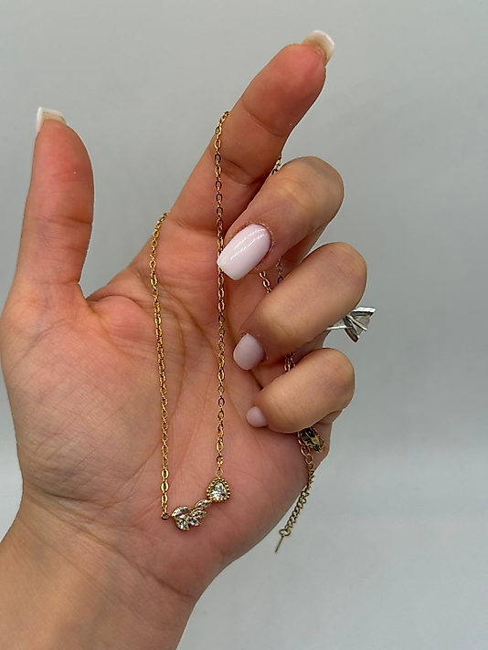 Kalp ve Kanat Figürlü Zarif Kolye