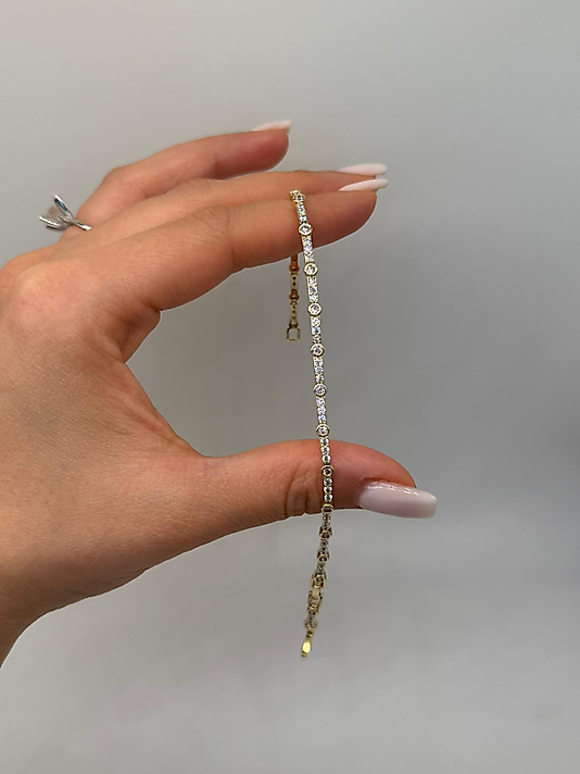 Xuping Zirkon Taşlı Minimal Gold Bileklik