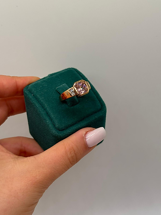 Xuping Prenses Kesim Taşlı Gold Yüzük