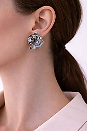 Zirkon Taşlı Dalgalı Form Gümüş Renk Kadın Küpe