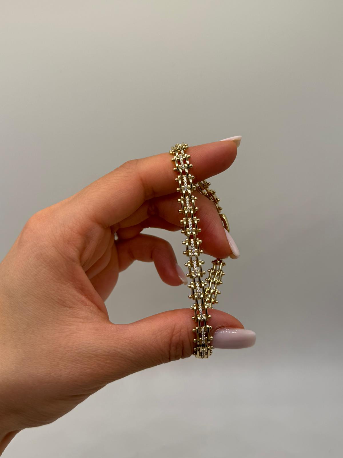 Üç Sıralı İnce Taşlı Xuping VIP Çelik 14K Altın Renk Kadın Bileklik